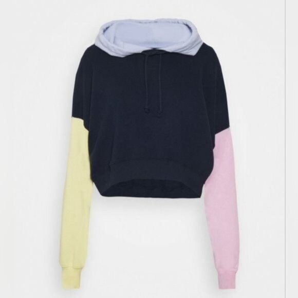 Hollister Co. Color Blocked Cropped Sweatshirt Navy - Picture 6 of 10